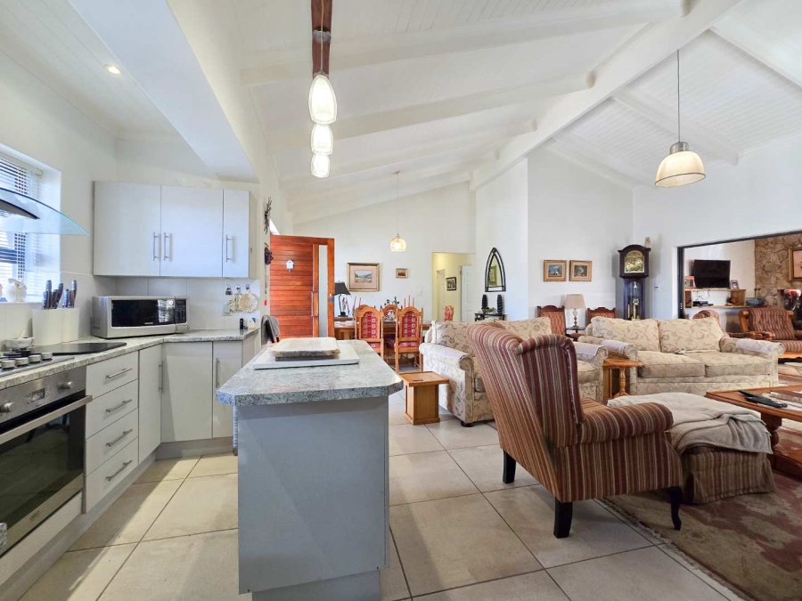 3 Bedroom Property for Sale in Stilbaai Wes Western Cape